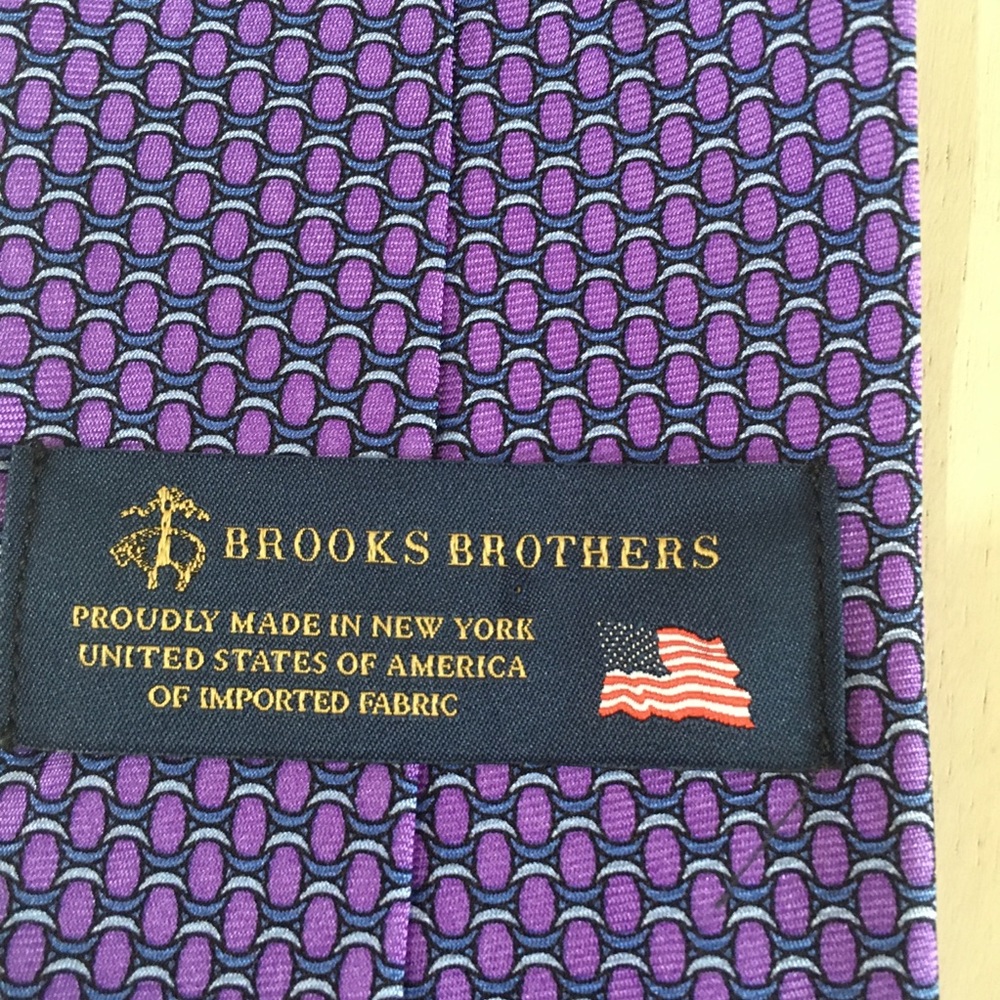 Brooks Brothers Tie EUC - Picture 5 of 5